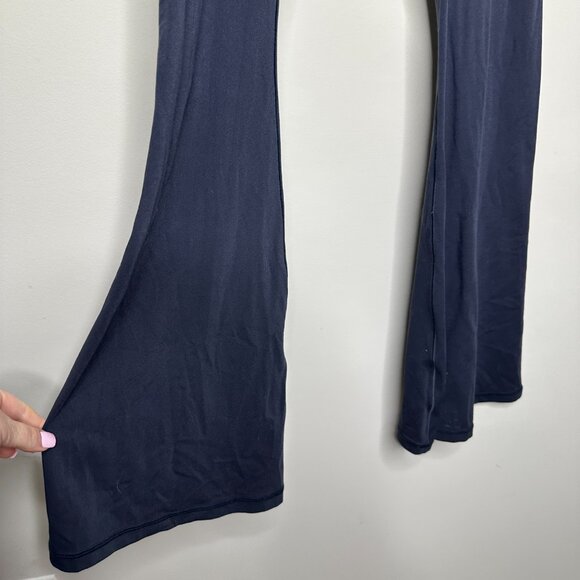 Offline by Aerie Real Me Hi-Rise Flare Leggings Dark Blue Women's Small - Picture 2 of 5